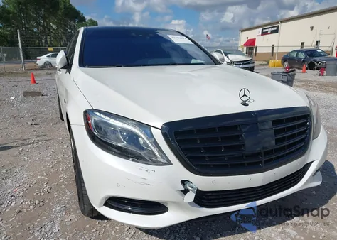 2015 Mercedes-Benz S 550 4Matic z USA, uszkodzony, nr VIN WDDUG8FB2FA201895